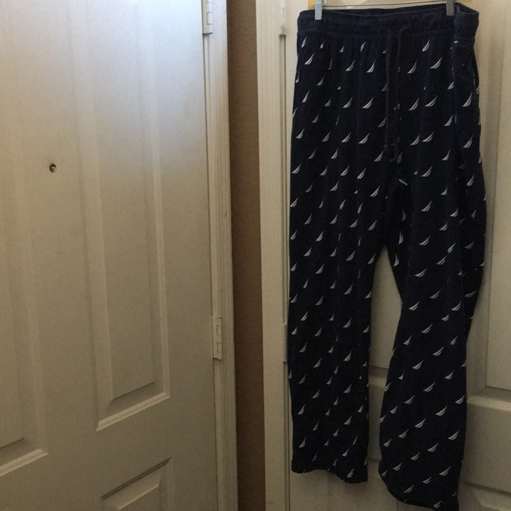FINAL MARKDOWN Men’s nautica sleep bottom’s large